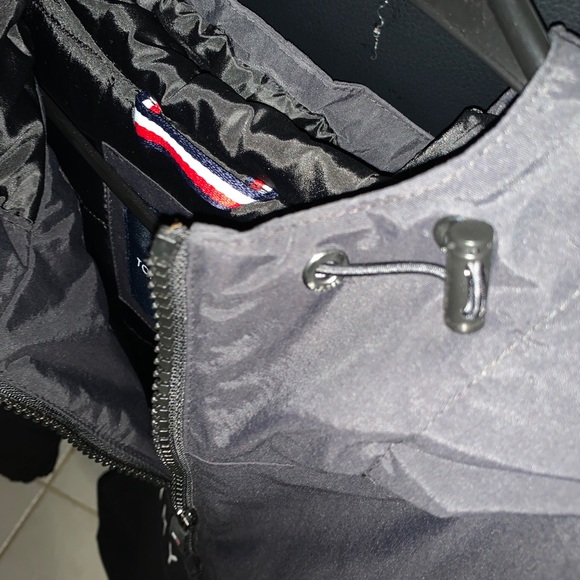 Tommy Hilfiger Rain Jacket - Picture 5 of 6